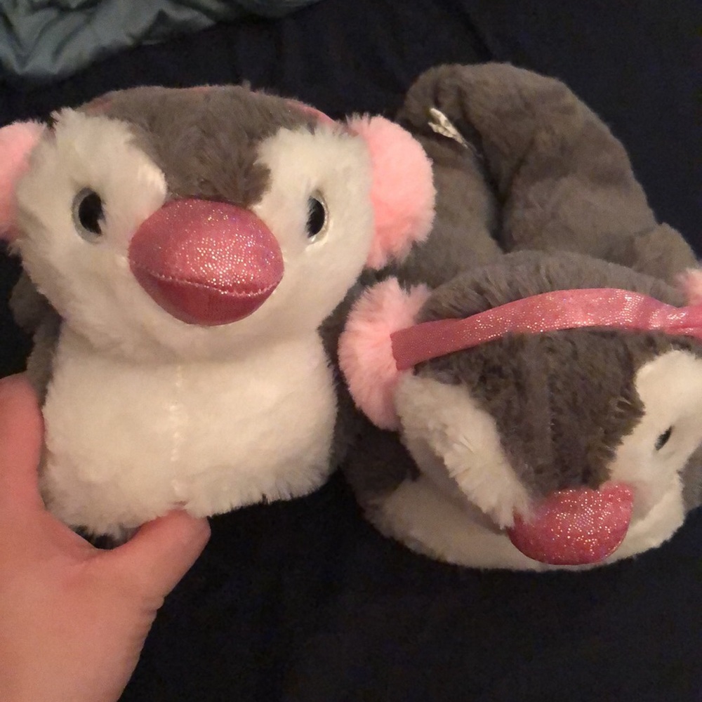 Penguin slippers - Large